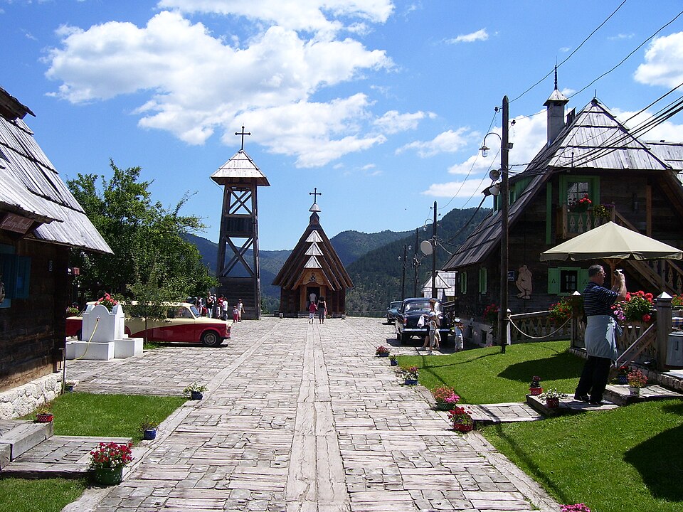 库斯图里卡木城 Drvengrad