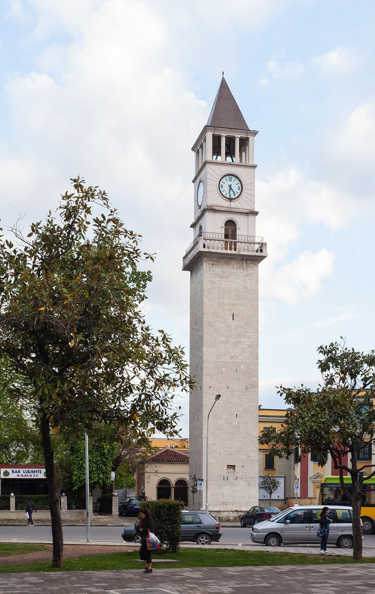 Tirana 钟楼 + Et'hem Bey 清真寺